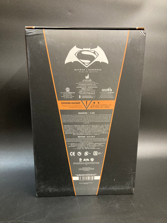 Knightmare Batman Hot Toys Sideshow Collectibles Exclusive Sixth Scale Action Figure (Open)