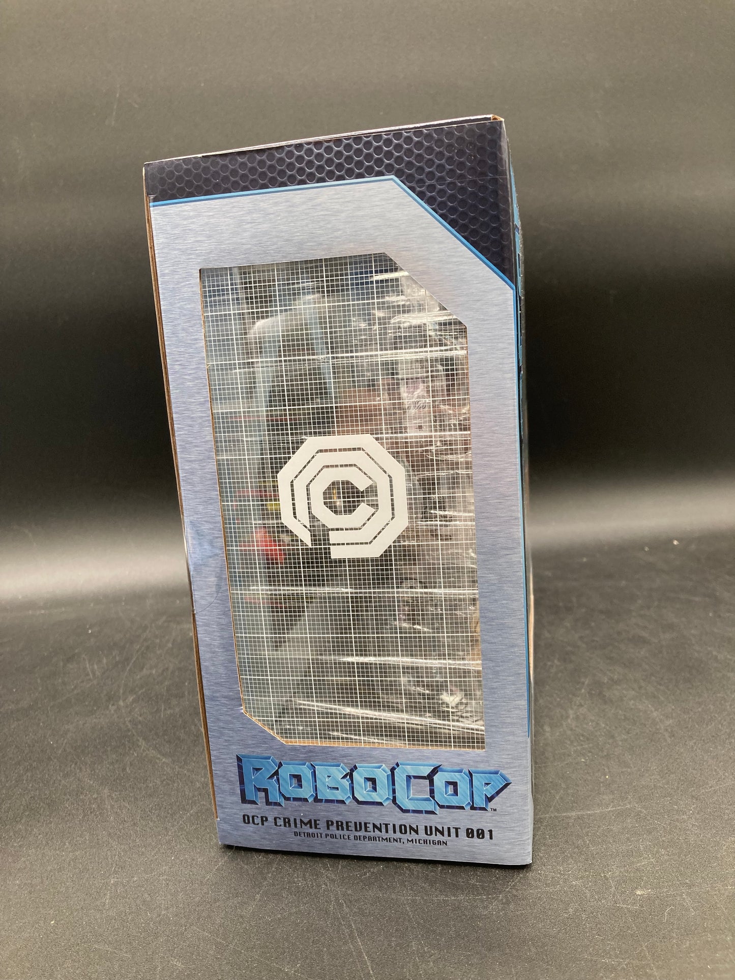 Ultimate Battle Damaged RoboCop with Chair NECA Figure 2021