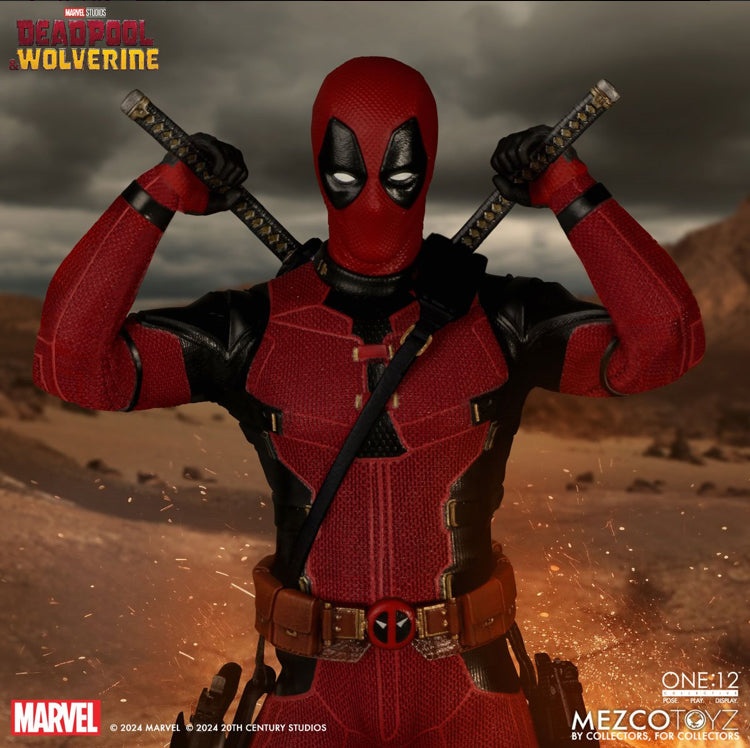 Deadpool Mezco Deadpool & Wolverine Deluxe Edition One:12 Collective Figure 2025