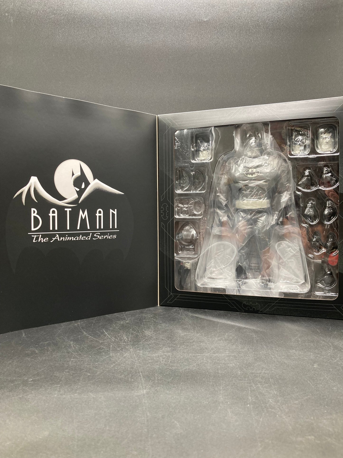 Batman (Noir Ver.) MONDO Batman: The Animated Series 1/6 Scale BBTS Exclusive Limited Edition Figure