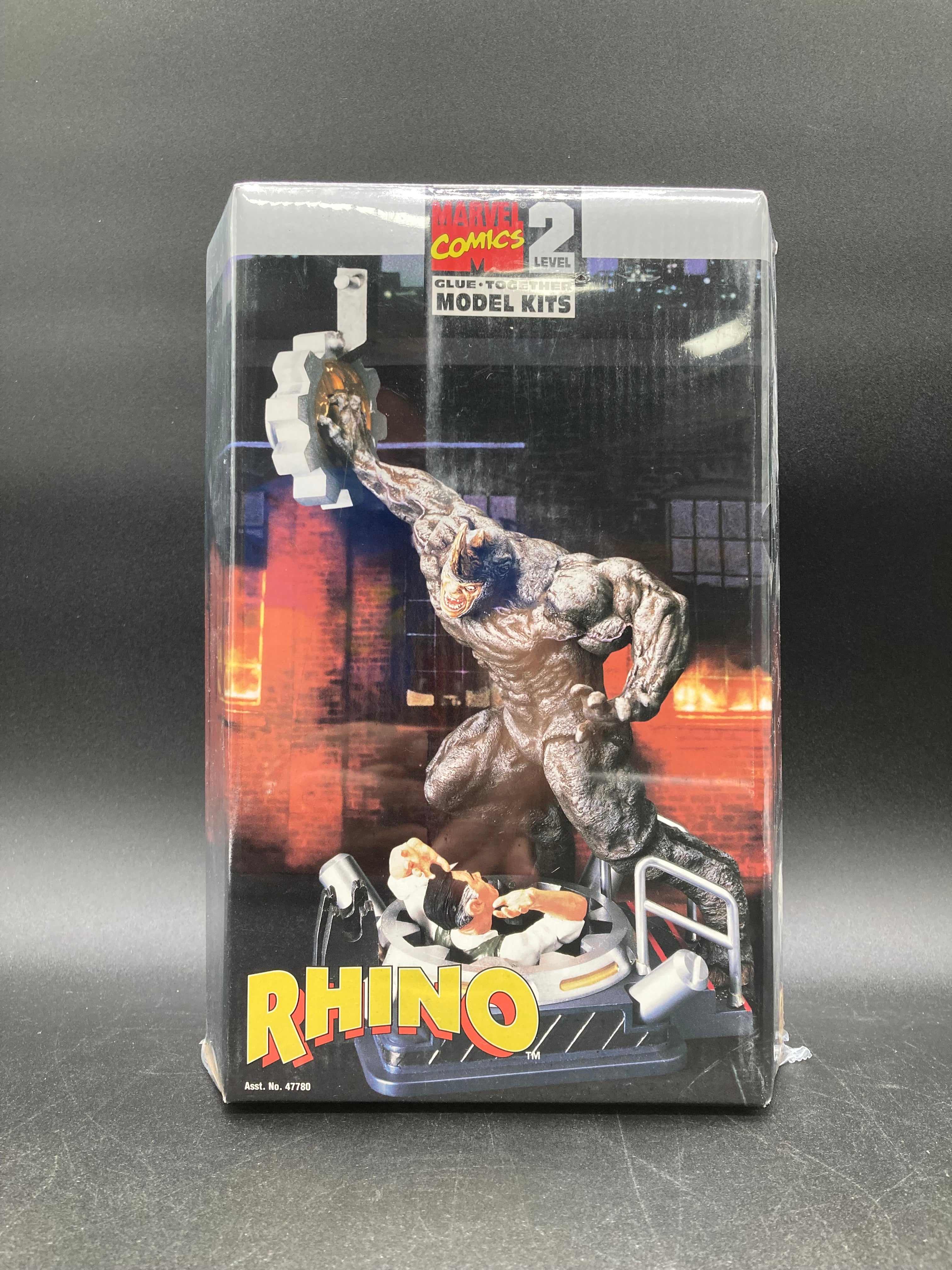 Rhino Toybiz Marvel Comics Level 2 Model Kit 1999