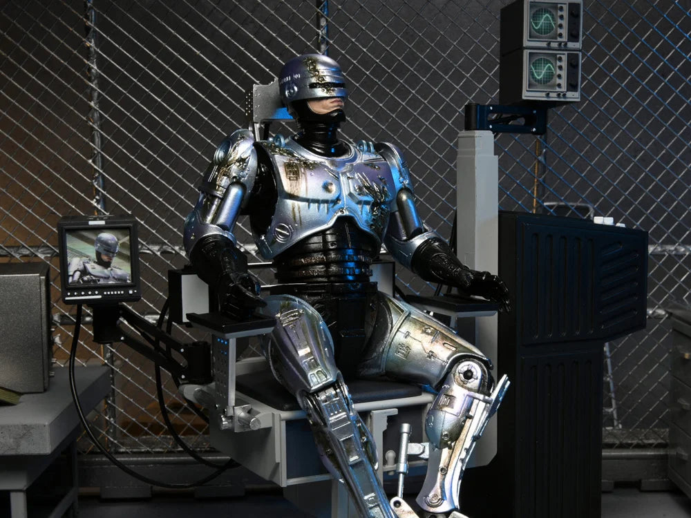 Ultimate Battle Damaged RoboCop with Chair NECA Figure 2021