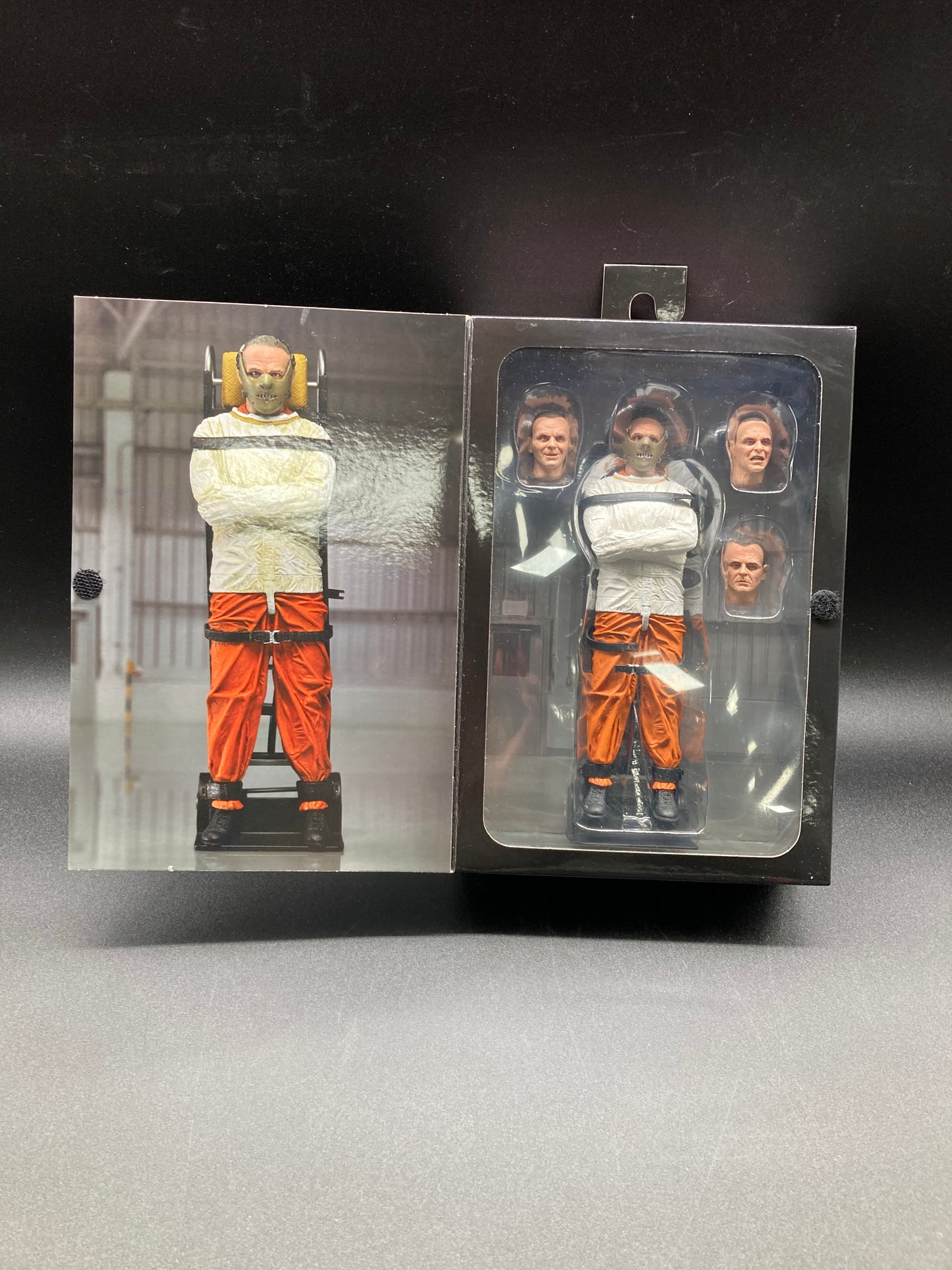 Hannibal Lecter NECA Silence Of The Lambs Figure 2024
