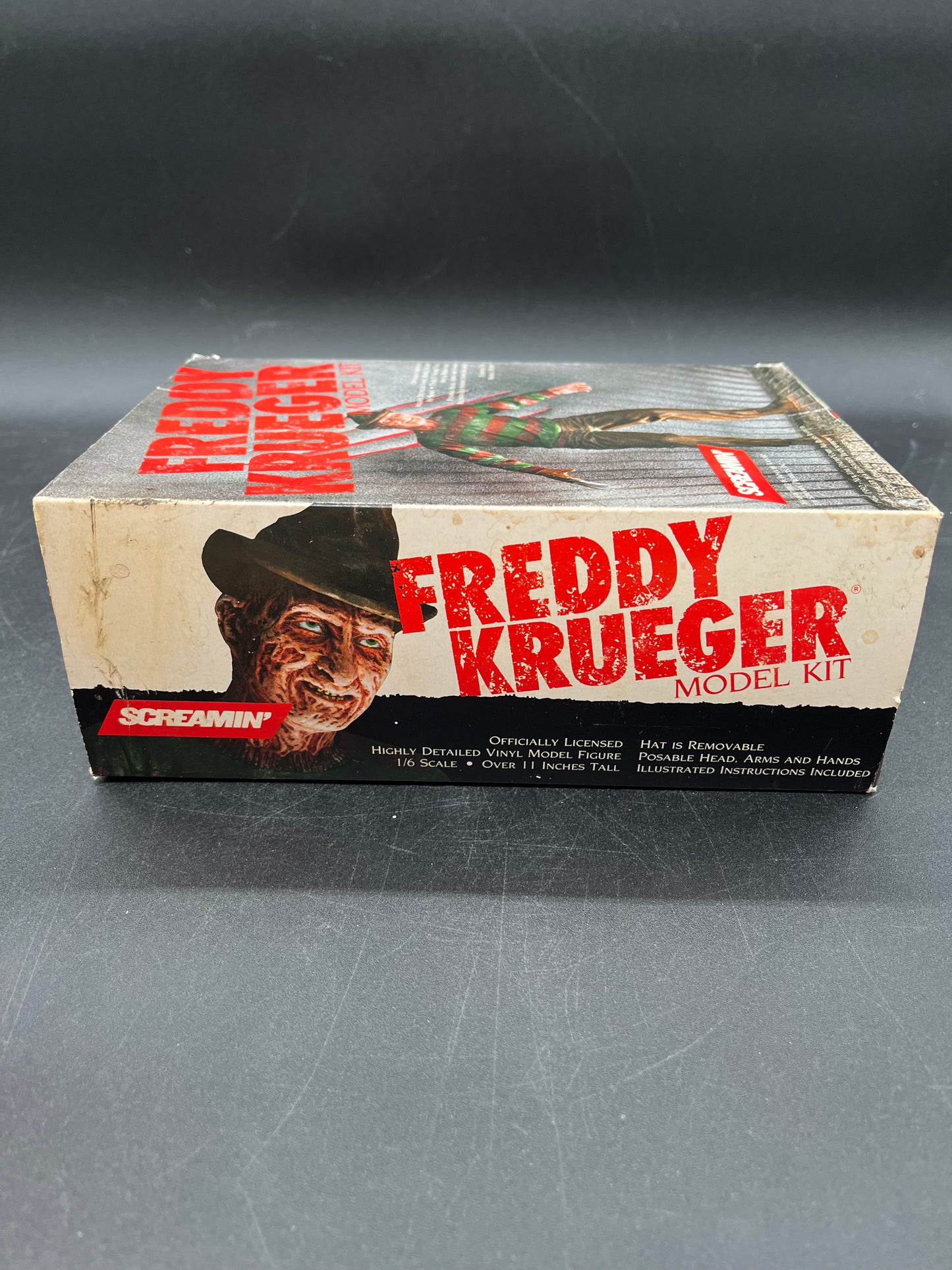 Freddy Kruger Model Kit Screamin' 1992 1/6 Scale Vinyl Model