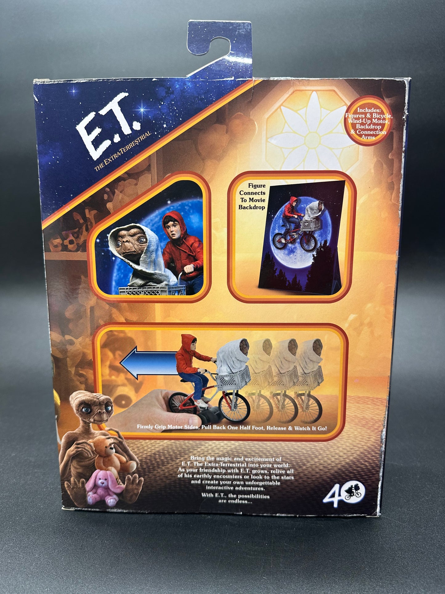 Elliott & E.T. on Bicycle 40th Anniversary Neca Action Figure