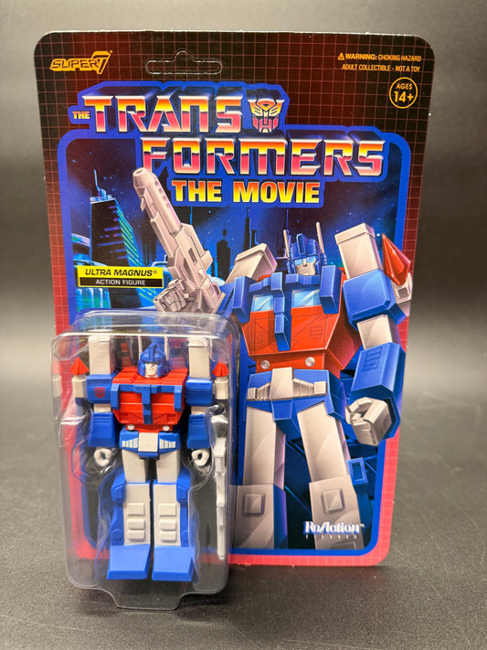 Ultra Magnus Transformers figure Reaction Super7