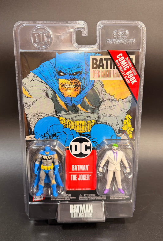 Batman / Joker Dark Knight Triumphant (3″ Figure 2pk) Page Punchers McFarlane