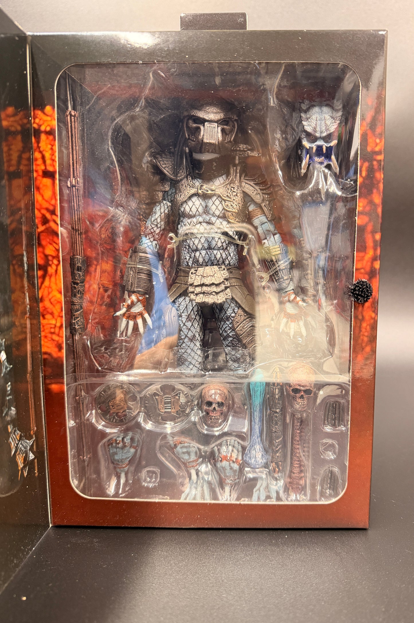 Ultimate Warrior Predator 30th Anniversary Collection NECA Predator 2 Figure