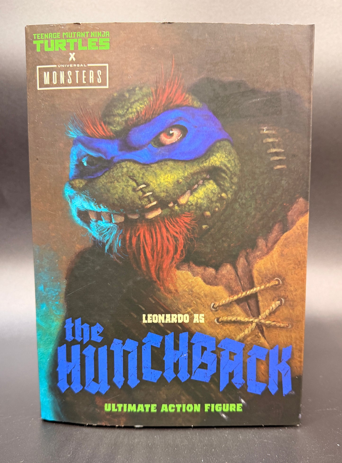 Leonardo "as the Hunchback" Teenage Mutant Ninja Turtles X Universal Monsters NECA Ultimate Action Figure 2022