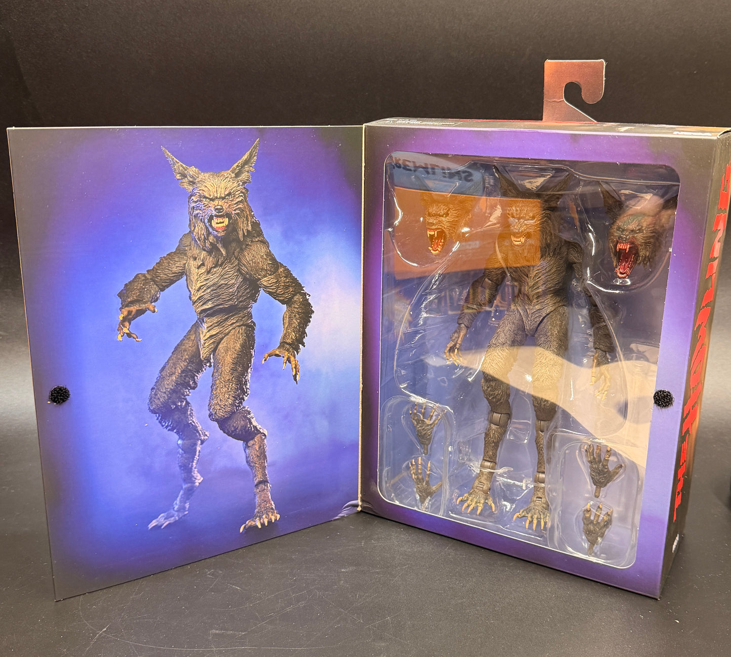 The Howling Ultimate Werewolf Action Figure NECA Figure
