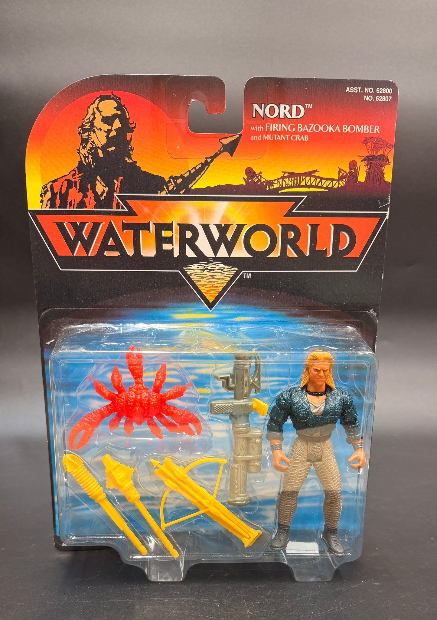 Nord (with Firing Bazooka Bomber and Mutant Crab) Waterworld Action Figure Kenner 1995