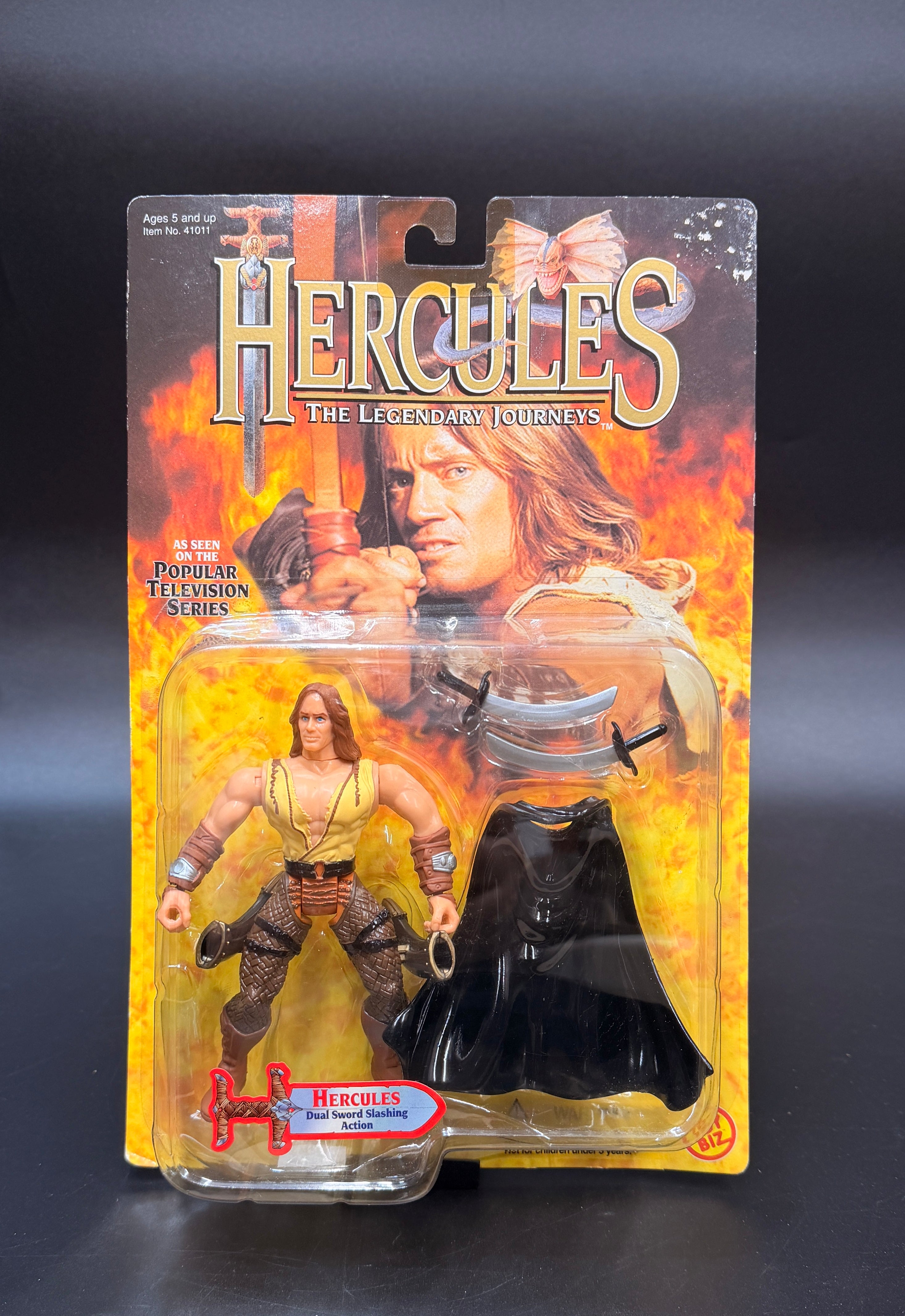 Hercules "Dual Sword Slashing" Hercules: The Legendary Journeys Action Figure Toy Biz 1996