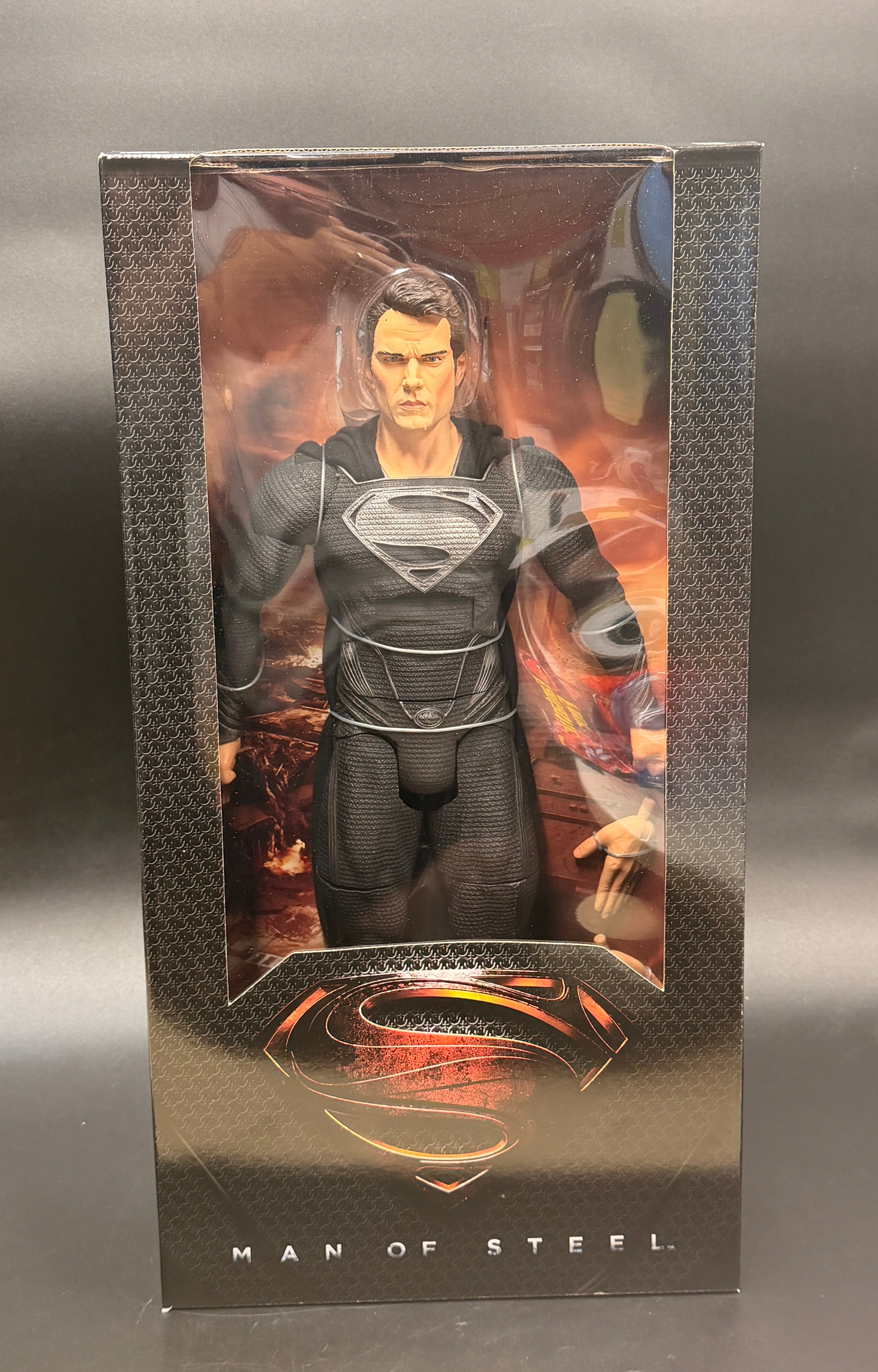 Superman Man of Steel Black Suit NECA 1/4th Scale Figure