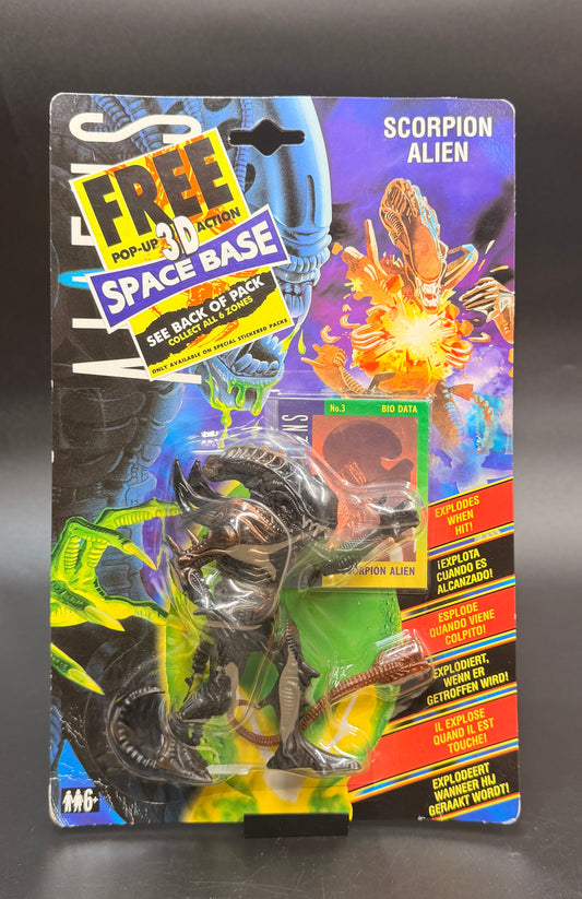 "Scorpion Alien" (with Free 3D Space Base) (Rare) ALIENS Kenner 1992