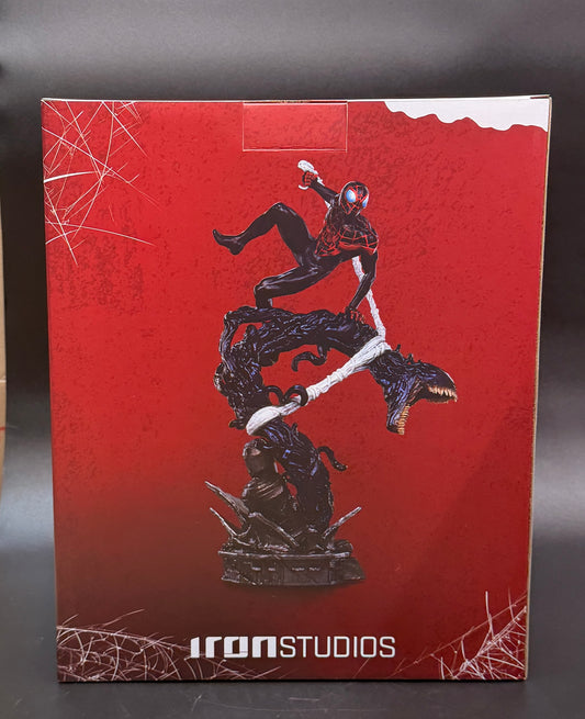 "Miles Morales" (SpiderMan vs Villains ) Diorama BDS Art Scale 1/10 Iron Studios Statue
