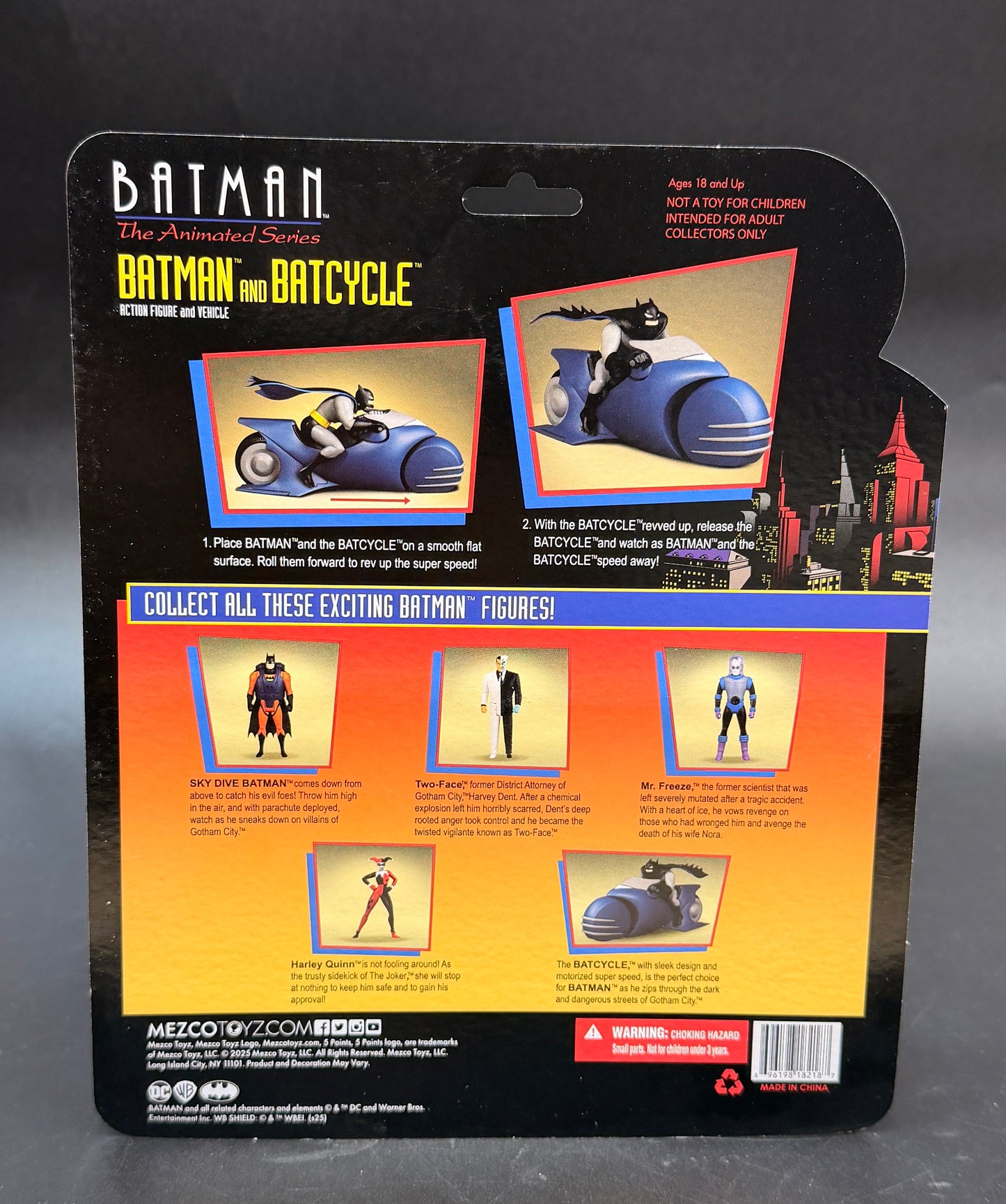 "Batman and Batcycle" Batman: The Animated Series (Series 2) 3.75 in. Action Figure Set Mezco 5 Points 2025