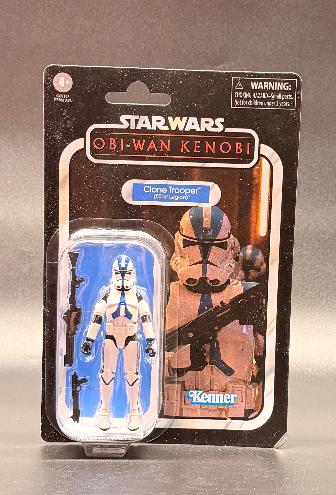 Clone Trooper (501st Legion) Star Wars Vintage Collection 3.75-Inch Action Figure – Hasbro