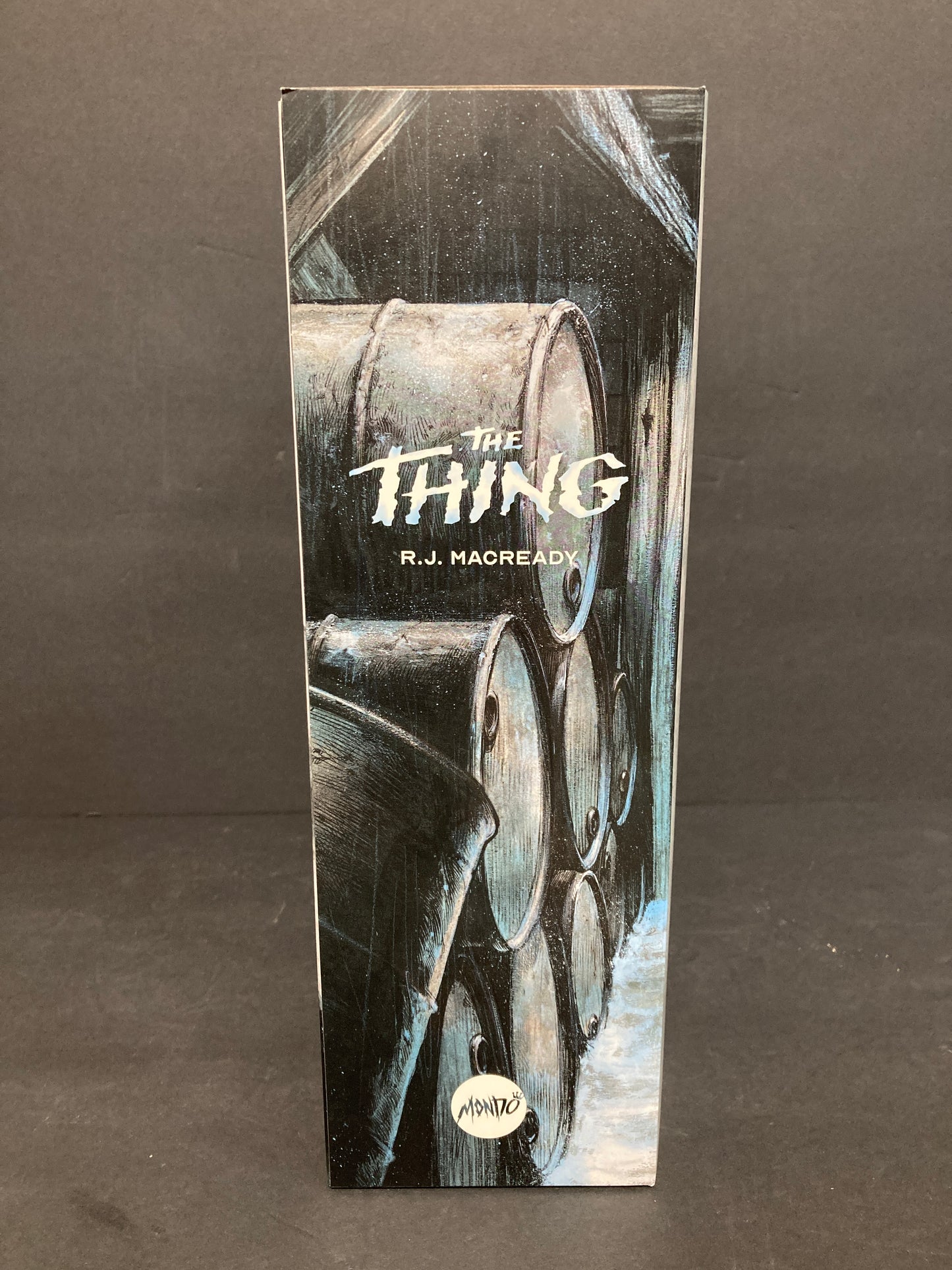 R.J. MacReady The Thing MONDO 1:6 Scale Action Figure