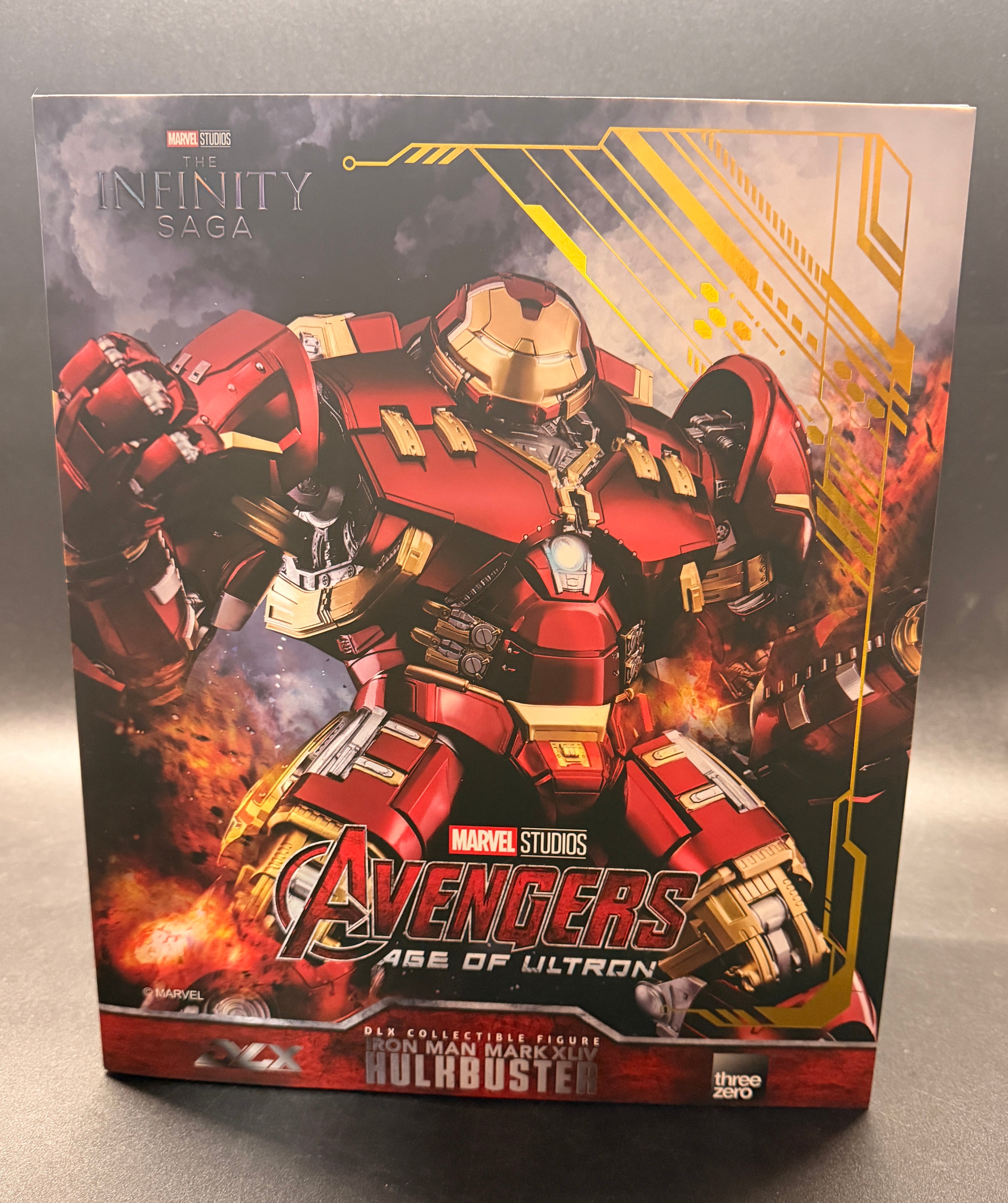 Iron Man MK 44 HulkBuster DLX Threezero Action Figure