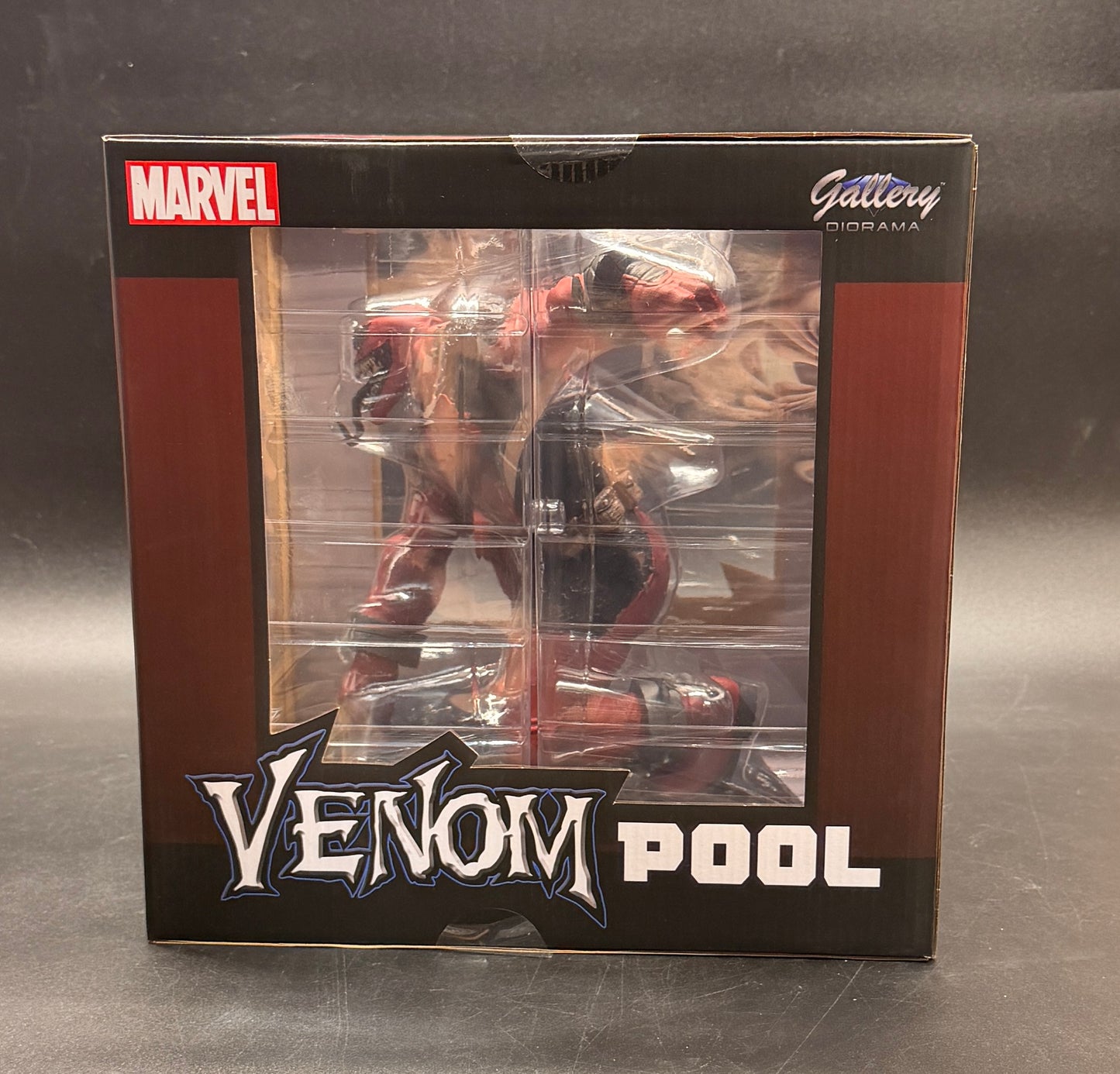 VenomPool Marvel Gallery Statue Diamond Select