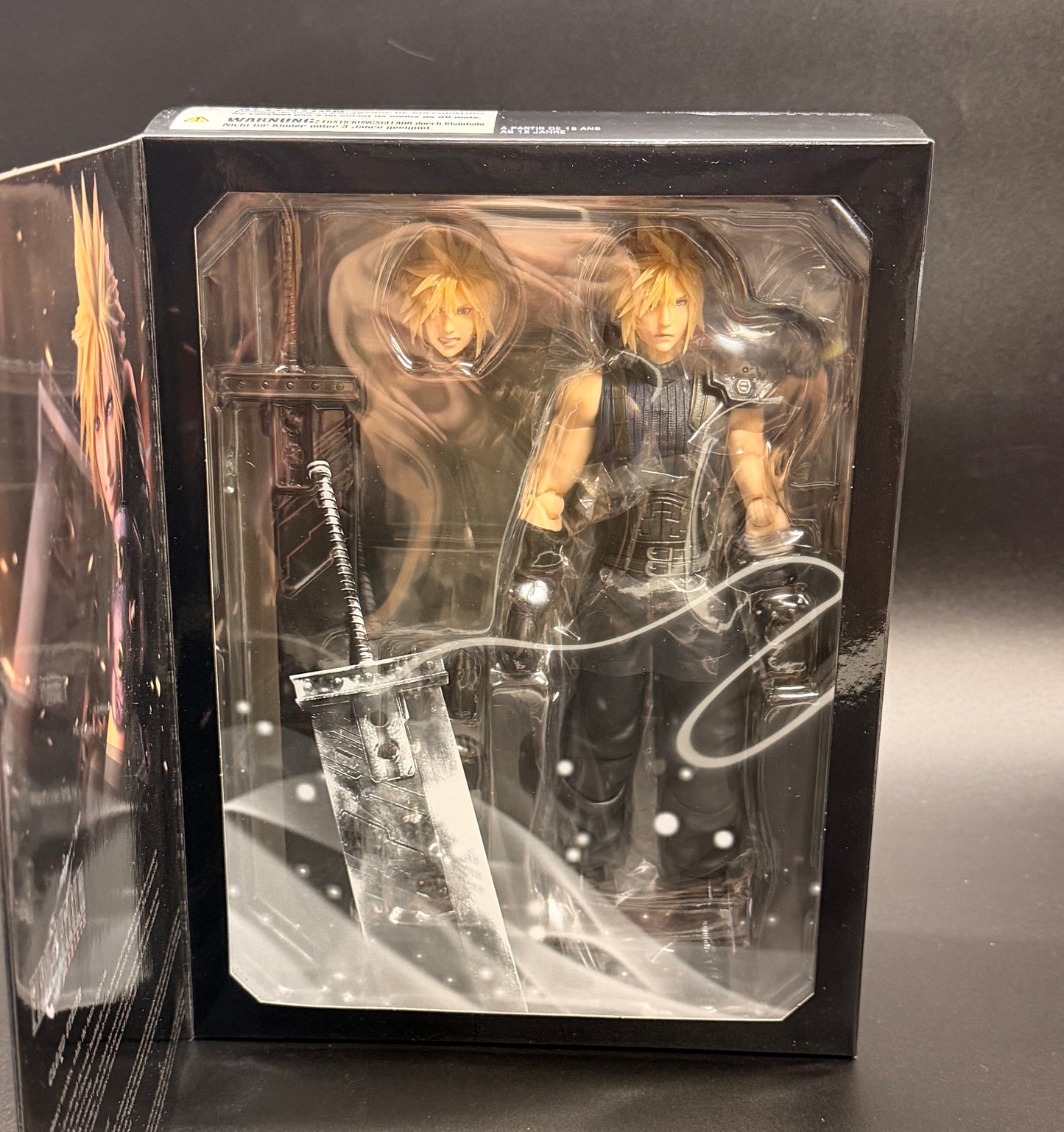 Cloud Strife Final Fantasy VII Square Enix Play Arts Kai Action Figure
